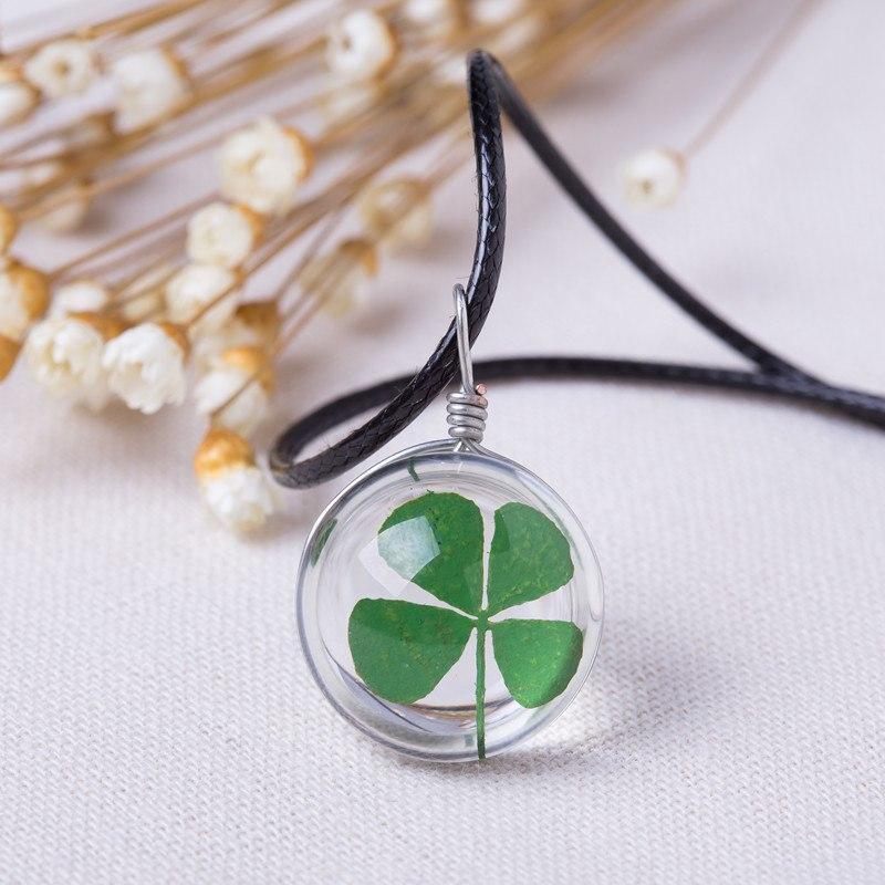 Four-leaf Clover | Leather Necklace - Science Factory Shop