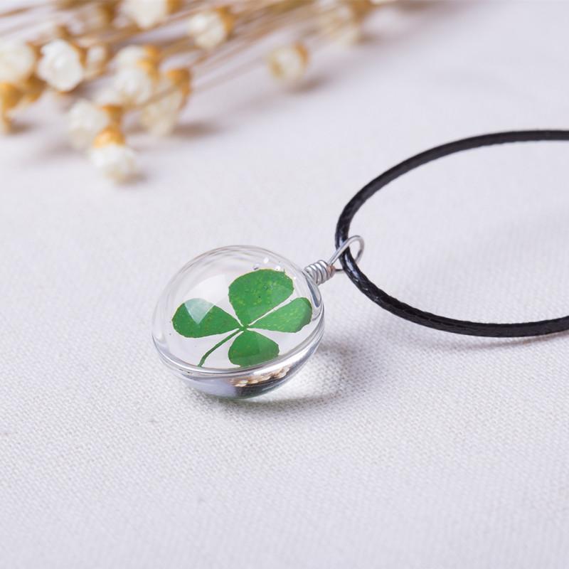 Four-leaf Clover | Leather Necklace - Science Factory Shop